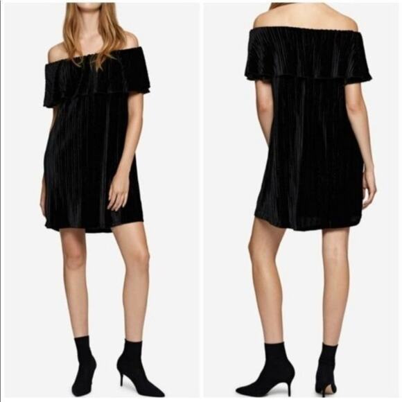 Sanctuary Dresses & Skirts - NWT Sanctuary off the shoulder dress size XS